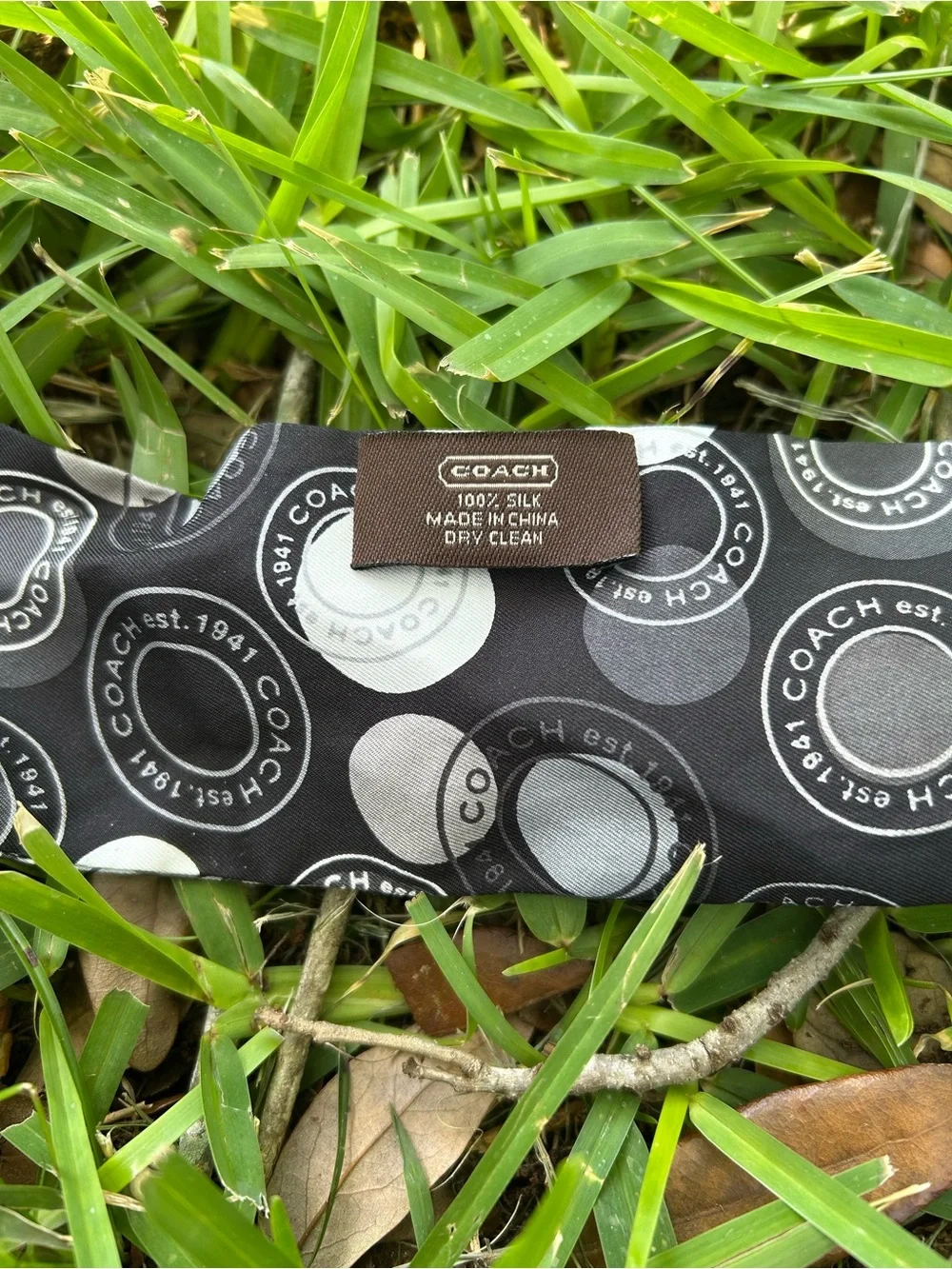 Coach Black and Gray Reversible Logo Circle Twilly Scarf